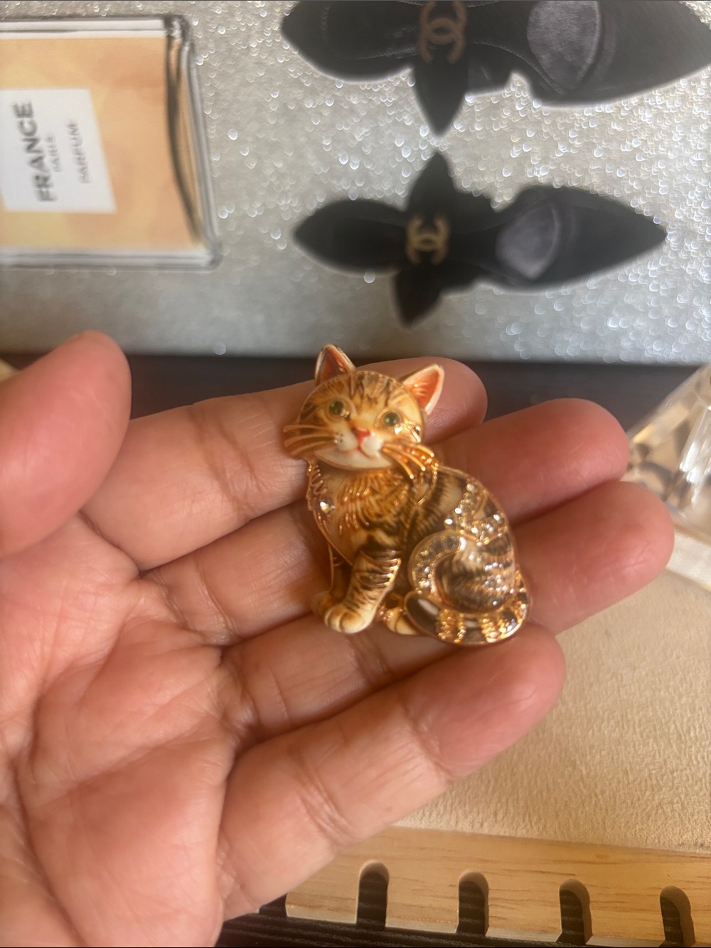 Gold and Brown Cat Brooch Pin - Elegant Women's Jewelry